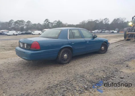 2011 Ford Crown Victoria Police Interceptor z USA, uszkodzony, nr VIN 2FABP7BV6BX111295